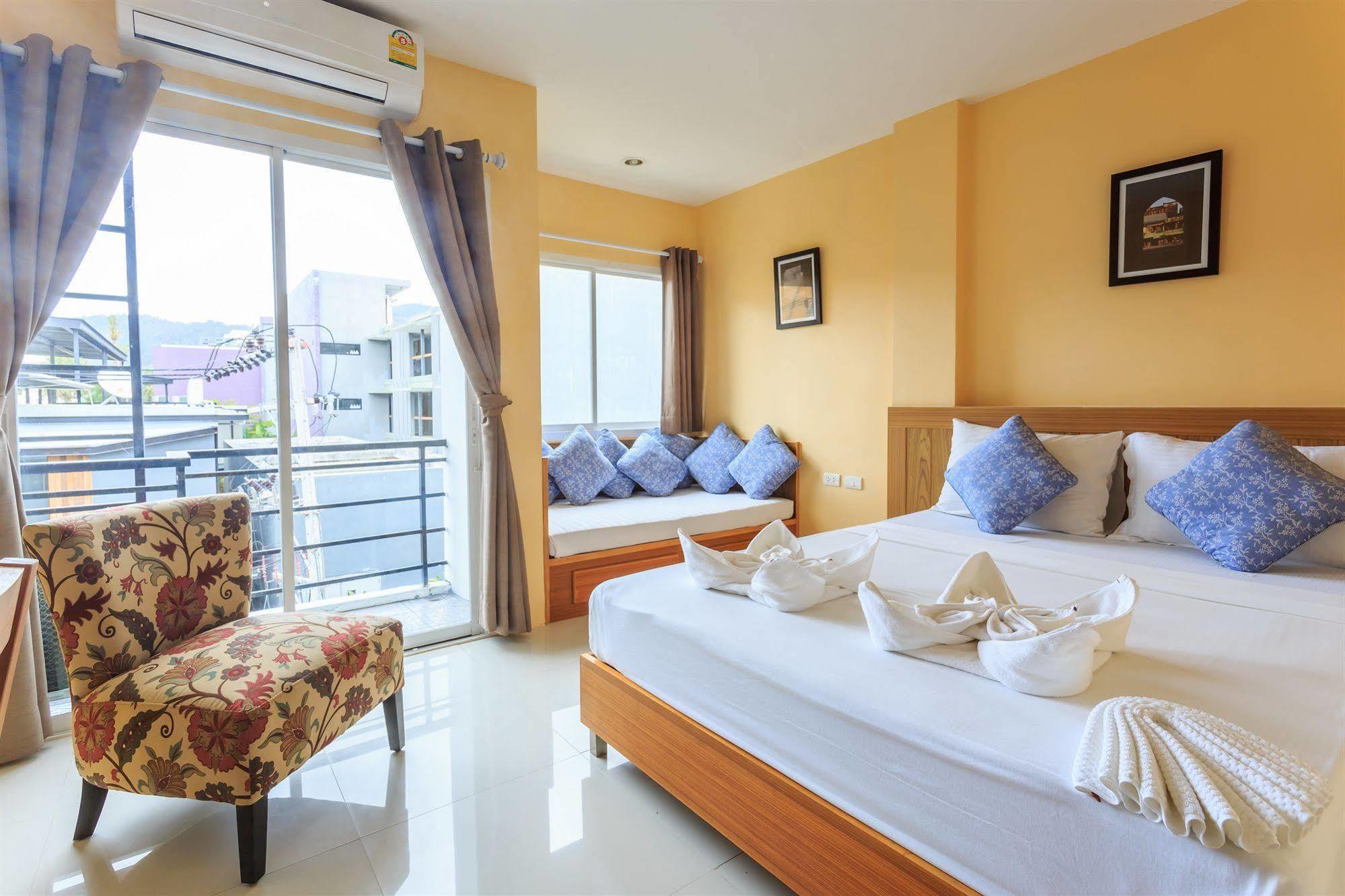 Patong Marina Hotel By Lofty Eksteriør bilde