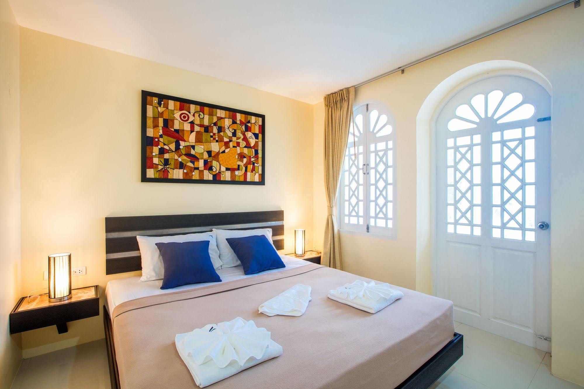 Patong Marina Hotel By Lofty Eksteriør bilde