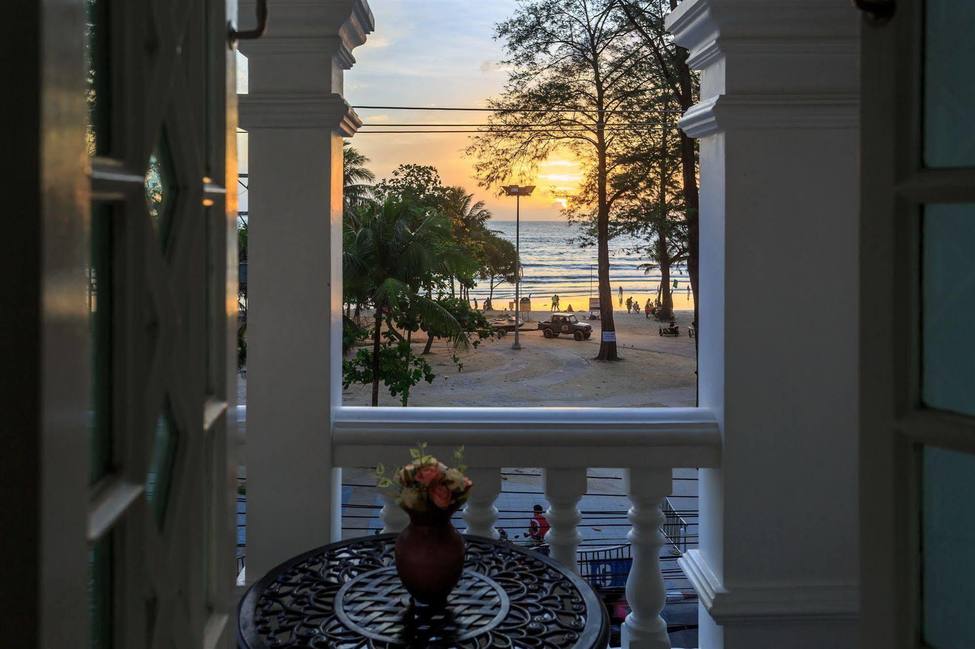 Patong Marina Hotel By Lofty Eksteriør bilde